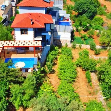 Nature With Pool And Jacuzzi Cukurbag (Kas)