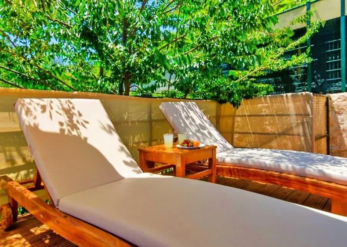 Nature With Pool And Jacuzzi 别墅 *