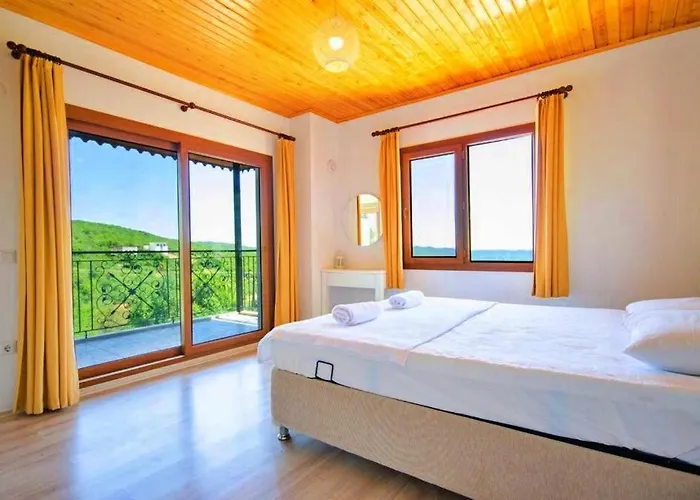 Villa Nature With Pool And Jacuzzi Cukurbag (Kas)