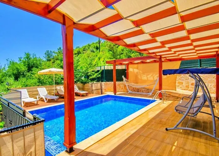 Nature With Pool And Jacuzzi Villa Cukurbag (Kas)